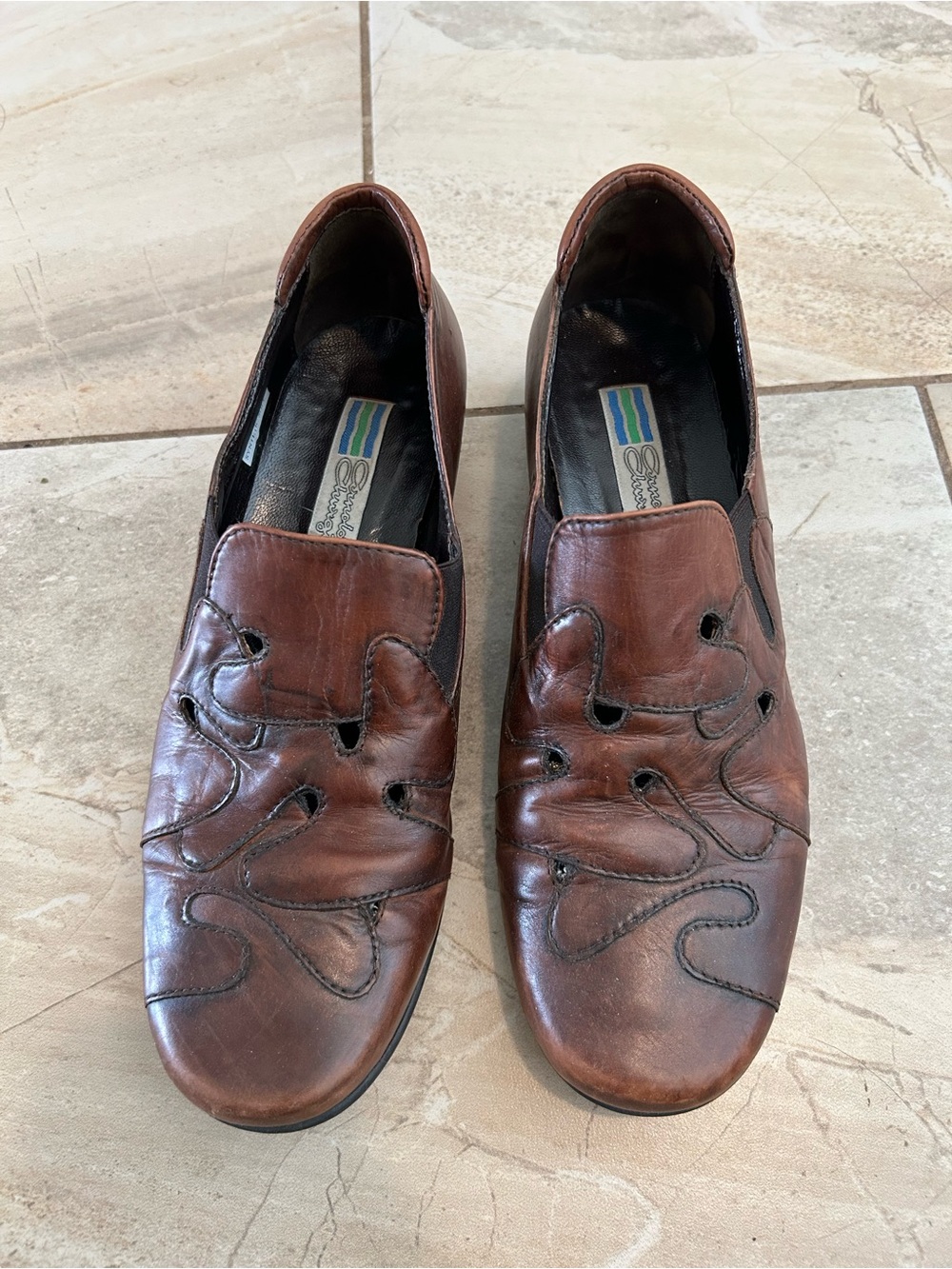 Cute & Comfortable 1” heeled Leather Slip-On Loafers